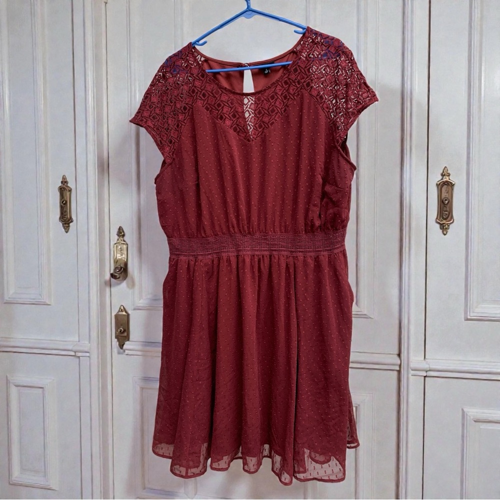 Torrid Size 2XL Lace Dress Burgundy